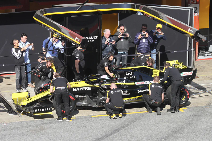 323 | 2019 | Barcelona | Renault R.S.19 | Daniel Ricciardo | © carsten riede fotografie