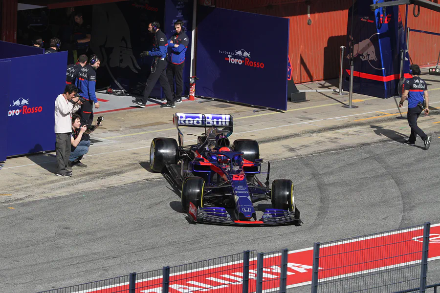 324 | 2019 | Barcelona | Toro Rosso-Honda STR14 | Daniil Kvyat | © carsten riede fotografie