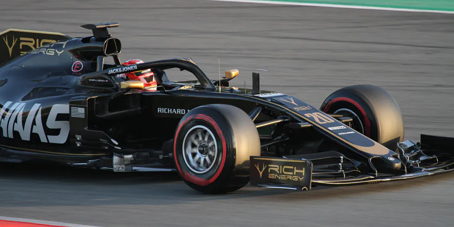 352 | 2019 | Barcelona | Haas-Ferrari VF-19 | Kevin Magnussen | © carsten riede fotografie