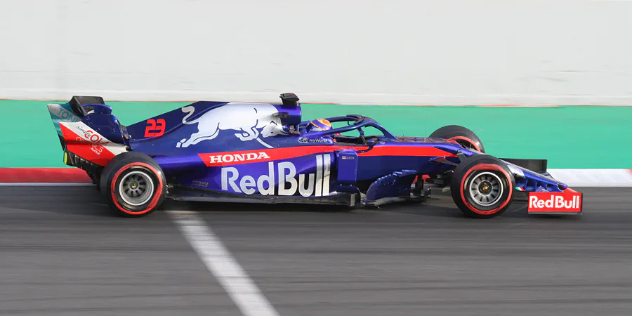 370 | 2019 | Barcelona | Toro Rosso-Honda STR14 | Alexander Albon | © carsten riede fotografie