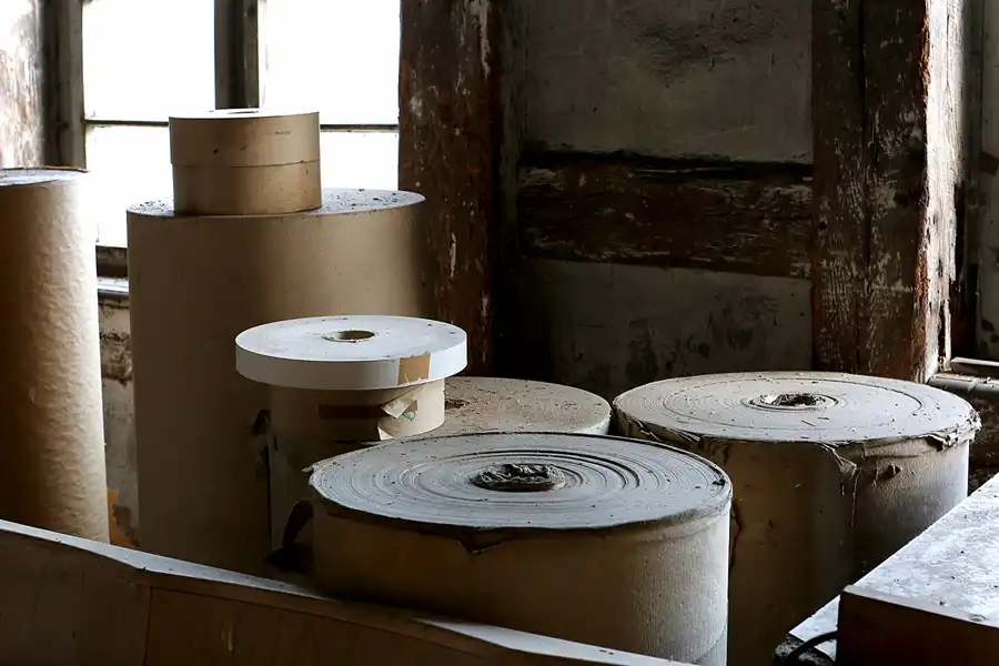 010 | 2019 | Hohenofen | VEB Feinpapierfabriken Neu Kaliss – Werk Hohenofen | Patent Papierfabrik | © carsten riede fotografie
