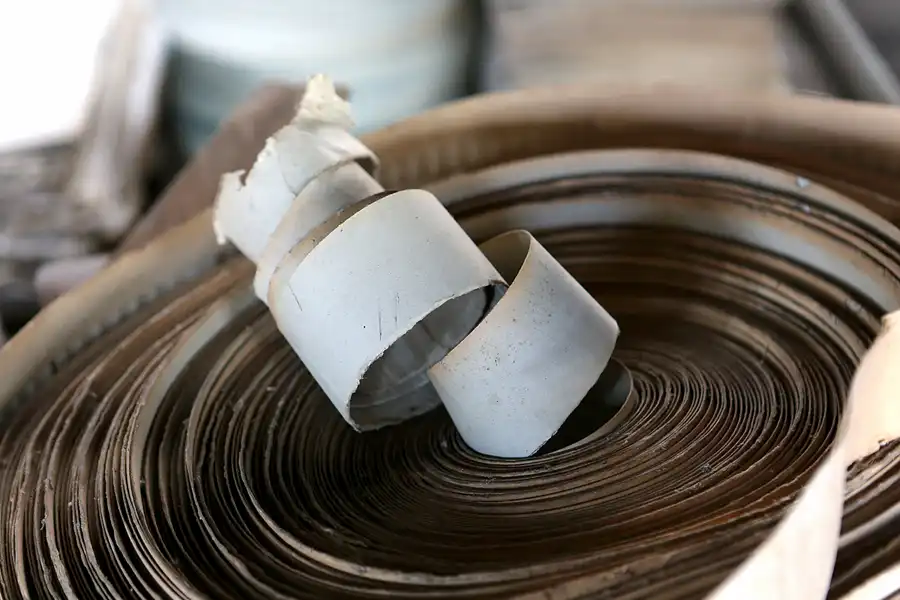 013 | 2019 | Hohenofen | VEB Feinpapierfabriken Neu Kaliss – Werk Hohenofen | Patent Papierfabrik | © carsten riede fotografie