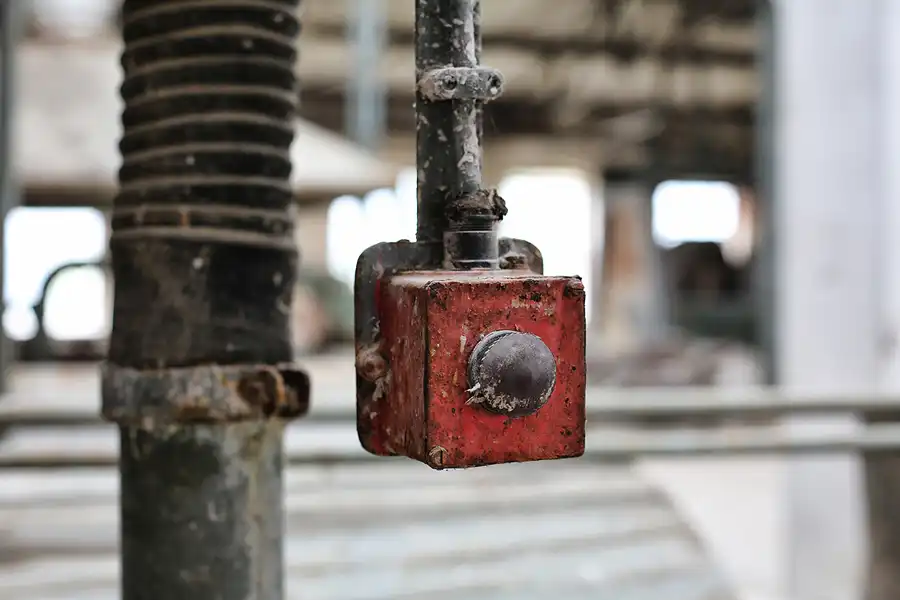 047 | 2019 | Hohenofen | VEB Feinpapierfabriken Neu Kaliss – Werk Hohenofen | Patent Papierfabrik | © carsten riede fotografie