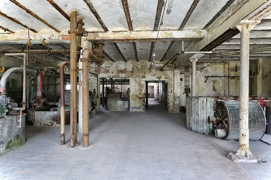 058 | 2019 | Hohenofen | VEB Feinpapierfabriken Neu Kaliss – Werk Hohenofen | Patent Papierfabrik | © carsten riede fotografie