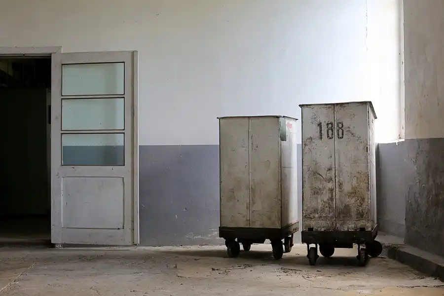 106 | 2019 | Hohenofen | VEB Feinpapierfabriken Neu Kaliss – Werk Hohenofen | Patent Papierfabrik | © carsten riede fotografie