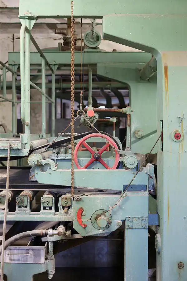 122 | 2019 | Hohenofen | VEB Feinpapierfabriken Neu Kaliss – Werk Hohenofen | Patent Papierfabrik | © carsten riede fotografie