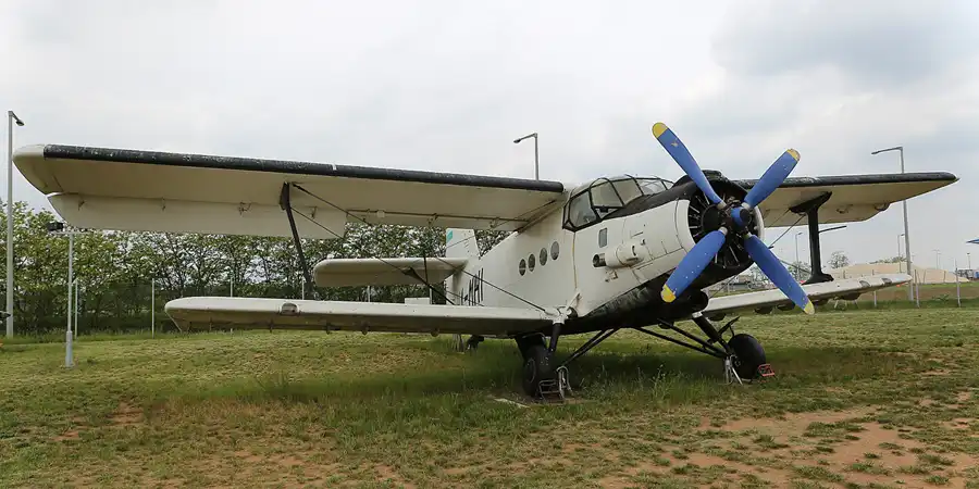 007 | 2019 | Budapest | Aeropark | © carsten riede fotografie