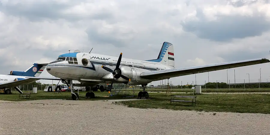 012 | 2019 | Budapest | Aeropark | © carsten riede fotografie