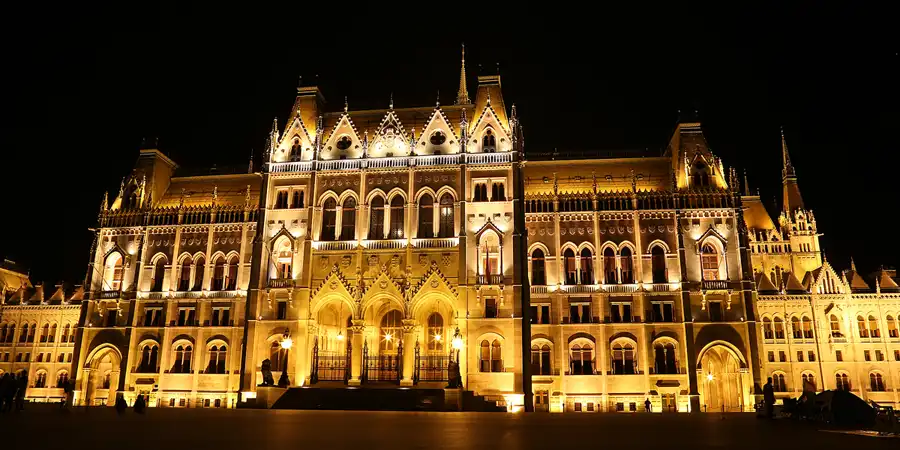 004 | 2019 | Budapest | Parlamentsgebäude – Országház | © carsten riede fotografie