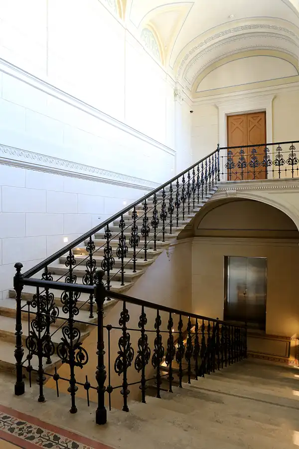 071 | 2019 | Budapest | Burggarten-Basar – Várkert Bazár | © carsten riede fotografie