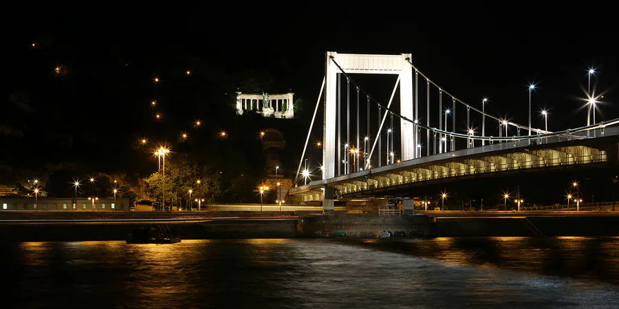087 | 2019 | Budapest | Elisabethbrücke – Erzsébet híd | © carsten riede fotografie