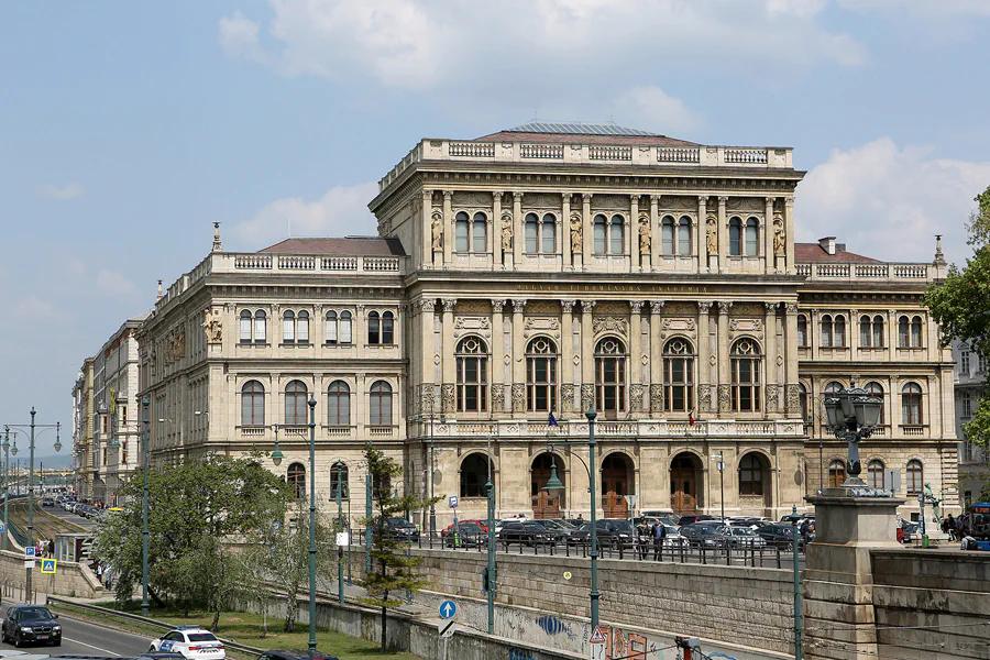 147 | 2019 | Budapest | Ungarische Akademie der Wissenschaften – Magyar Tudományos Akadémia | © carsten riede fotografie