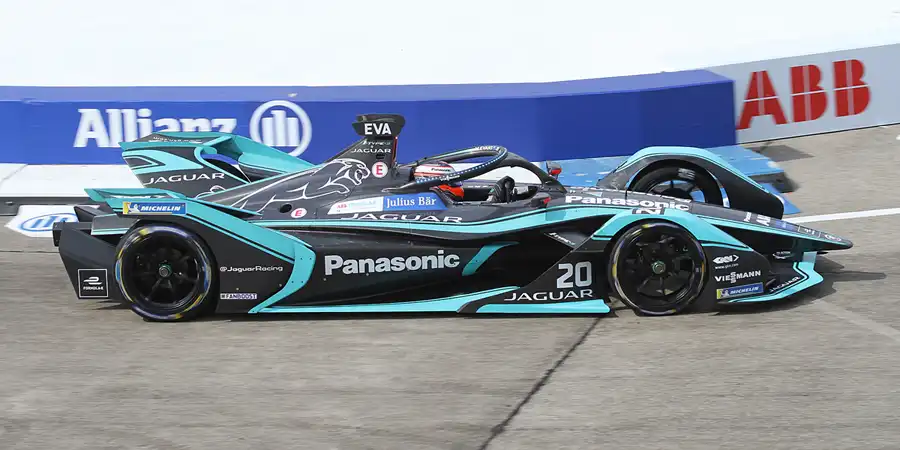056 | 2019 | Berlin | Jaguar I-Type 3 | Panasonic Jaguar Racing | Mitch Evans | © carsten riede fotografie