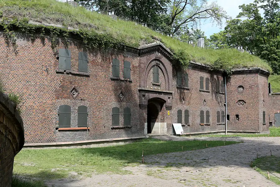005 | 2019 | Swinemünde | Fort Gerharda | © carsten riede fotografie