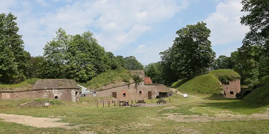 012 | 2019 | Swinemünde | Fort Gerharda | © carsten riede fotografie