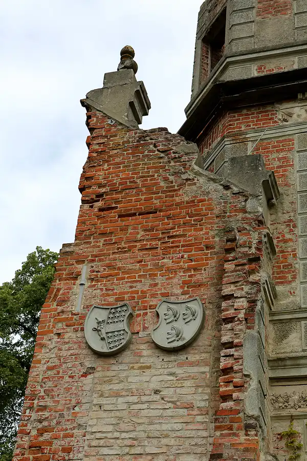 083 | 2019 | Pansevitz | Schlossruine Pansevitz | © carsten riede fotografie