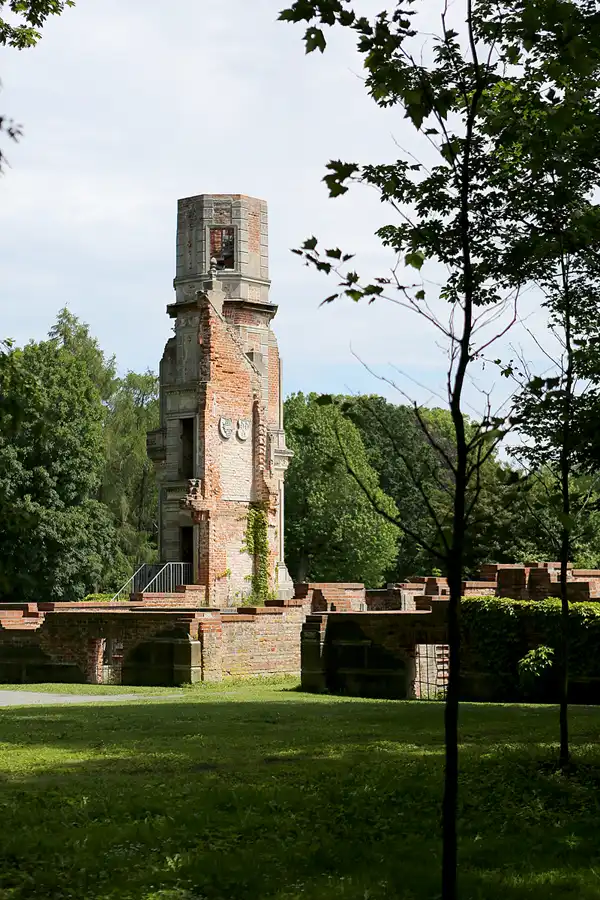 088 | 2019 | Pansevitz | Schlossruine Pansevitz | © carsten riede fotografie
