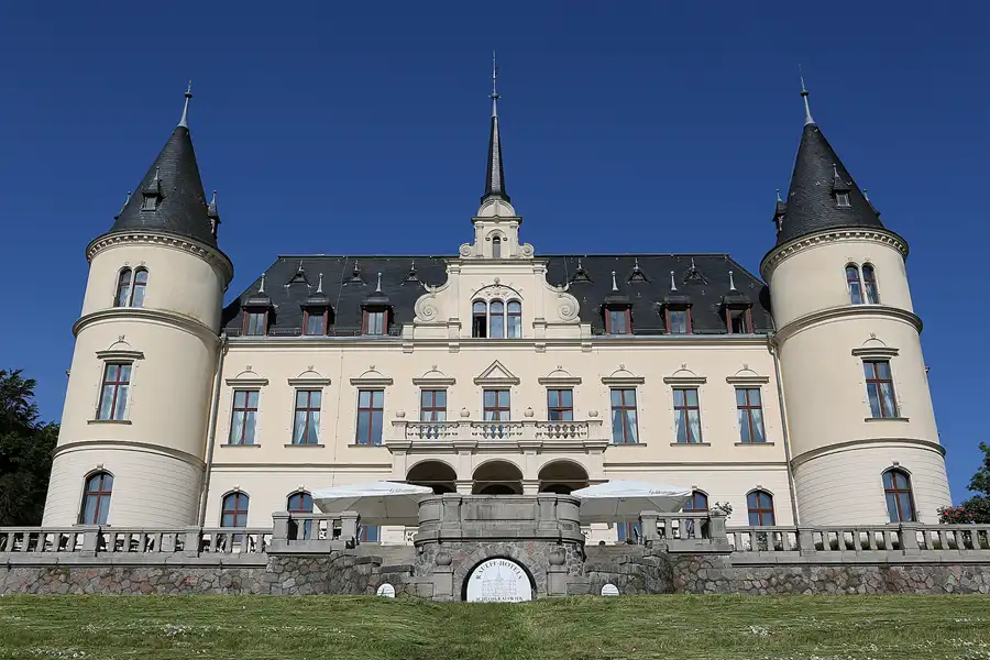 114 | 2019 | Ralswiek | Schlosshotel Ralswiek | © carsten riede fotografie