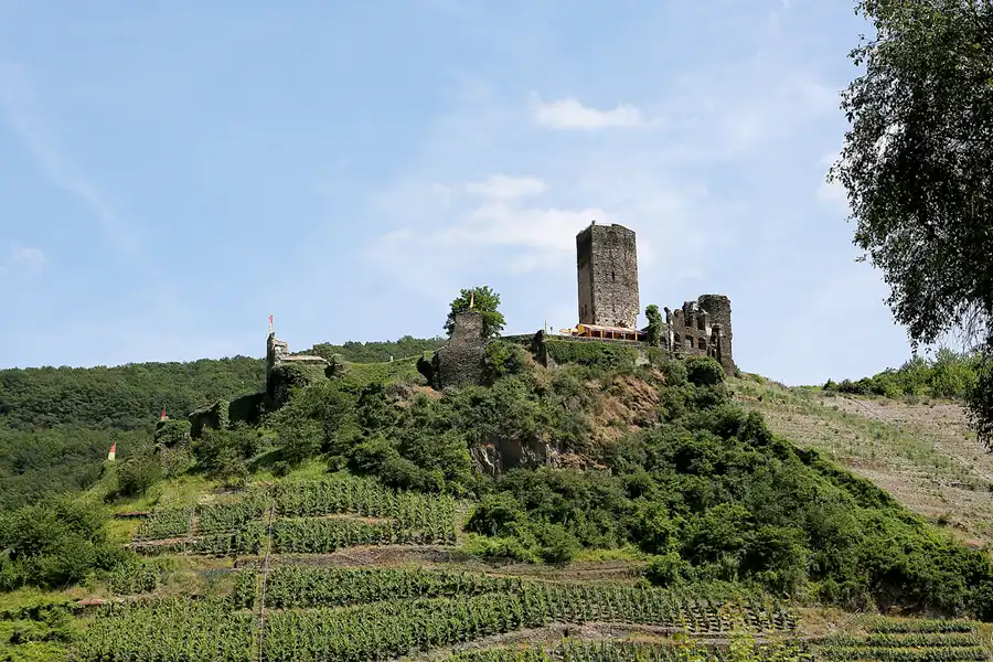 008 | 2019 | Beilstein | Burg Metternich | © carsten riede fotografie