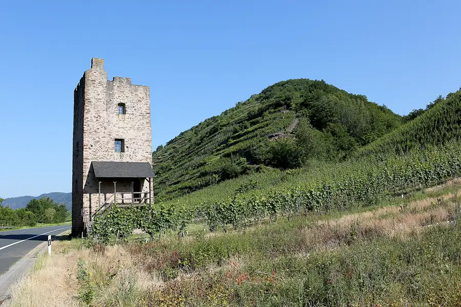 088 | 2019 | Ediger-Eller | Lehmener Turm | © carsten riede fotografie