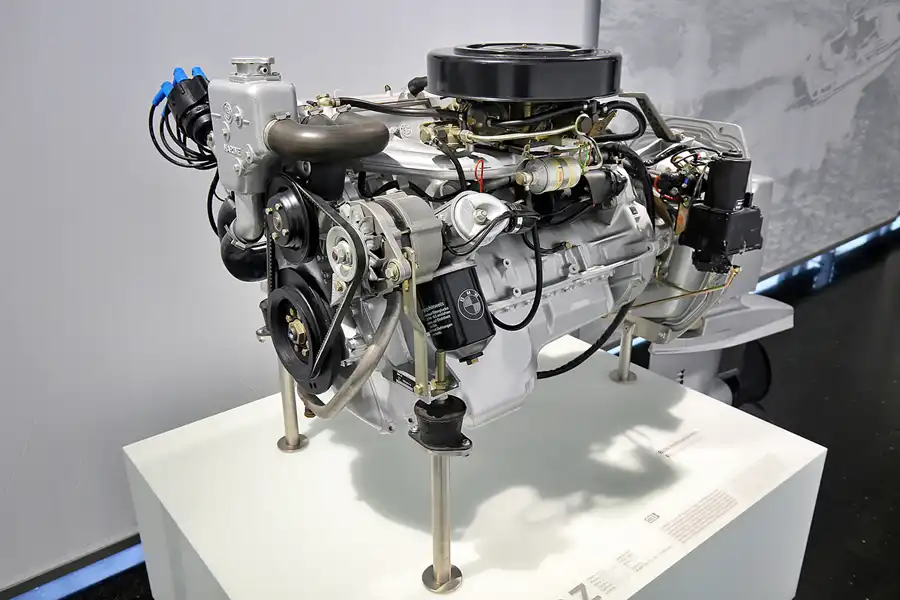 085 | 2019 | München | BMW Museum | © carsten riede fotografie