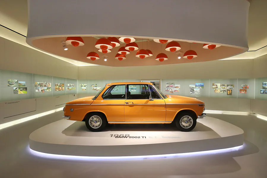054 | 2019 | München | BMW Museum | © carsten riede fotografie