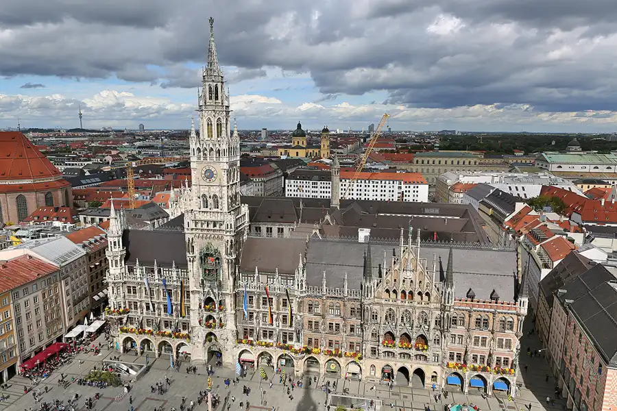 010 | 2019 | München | Neues Rathaus | © carsten riede fotografie