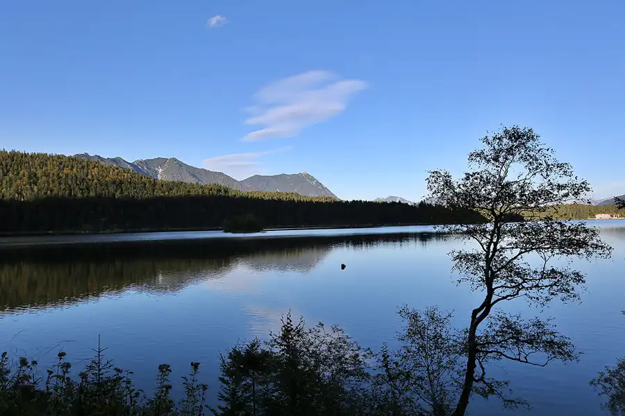117 | 2019 | Eibsee | © carsten riede fotografie