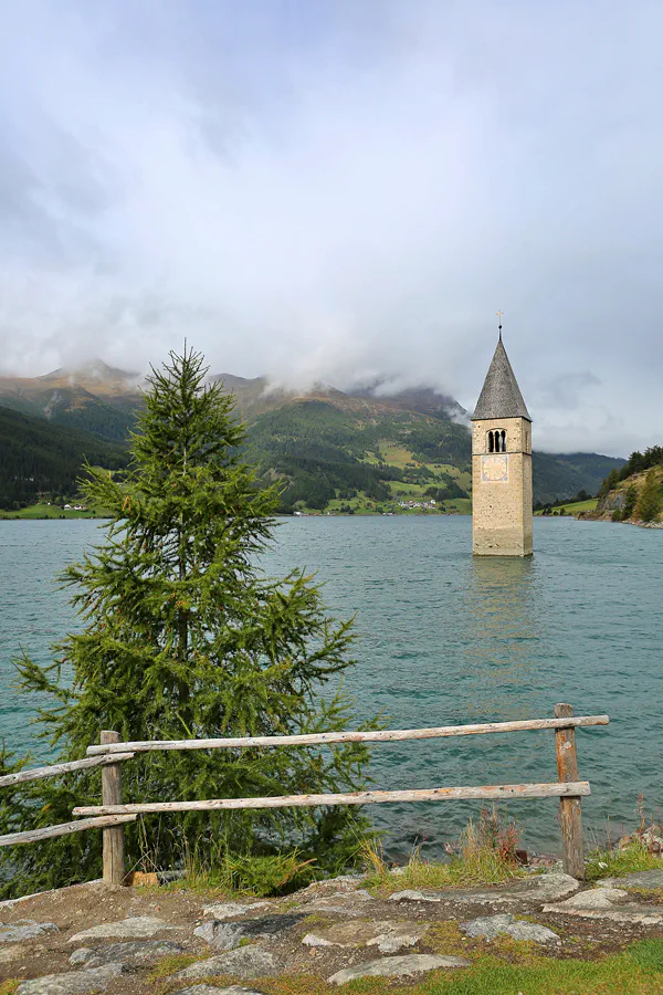 196 | 2019 | Reschensee | Kirchturm von Alt-Graun | © carsten riede fotografie