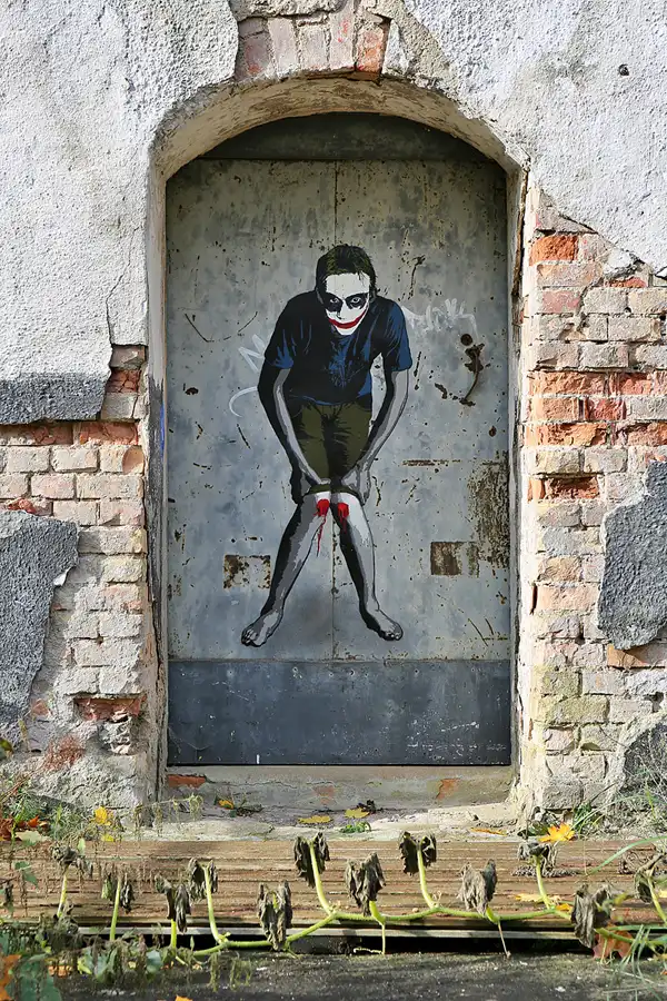 003 | 2019 | Strelitz-Alt | Mecklenburg-Strelitzsche Landesirrenanstalt Domjüch – artbase 2019 | © carsten riede fotografie