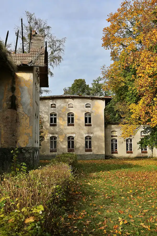 149 | 2019 | Strelitz-Alt | Mecklenburg-Strelitzsche Landesirrenanstalt Domjüch – artbase 2019 | © carsten riede fotografie