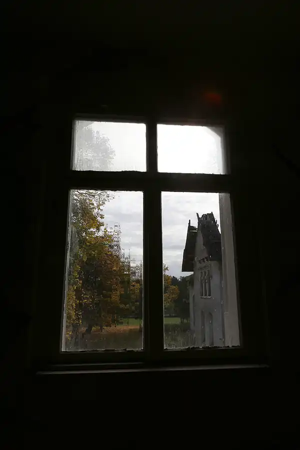 169 | 2019 | Strelitz-Alt | Mecklenburg-Strelitzsche Landesirrenanstalt Domjüch – artbase 2019 | © carsten riede fotografie