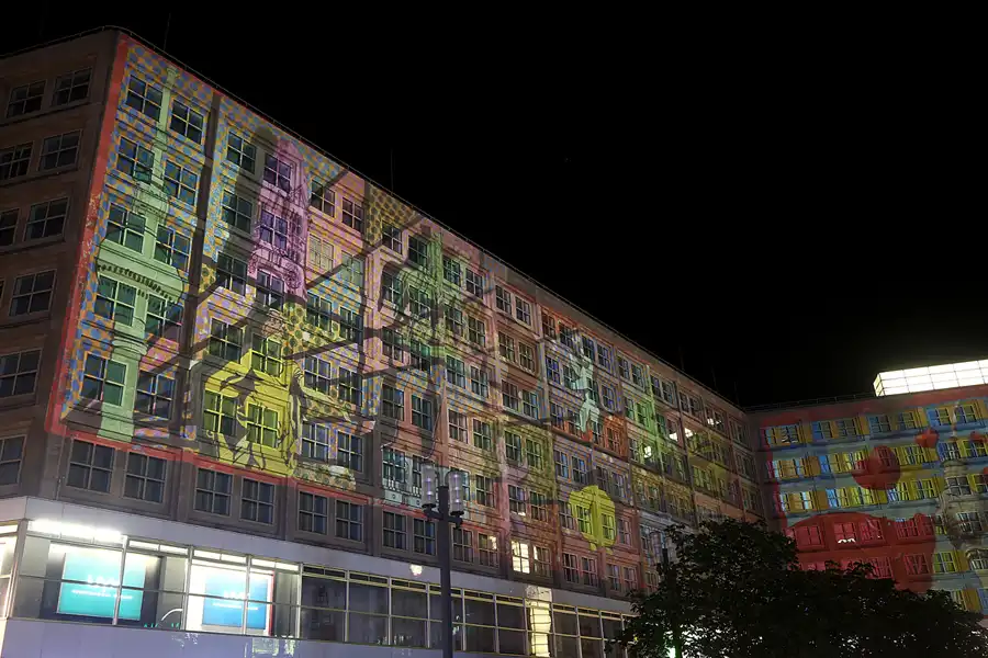 167 | 2019 | Berlin | Haus Alexanderplatz | © carsten riede fotografie