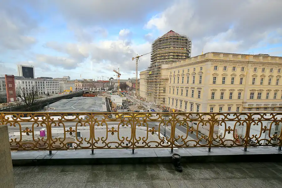 066 | 2020 | Berlin | Staatsratsgebäude | © carsten riede fotografie