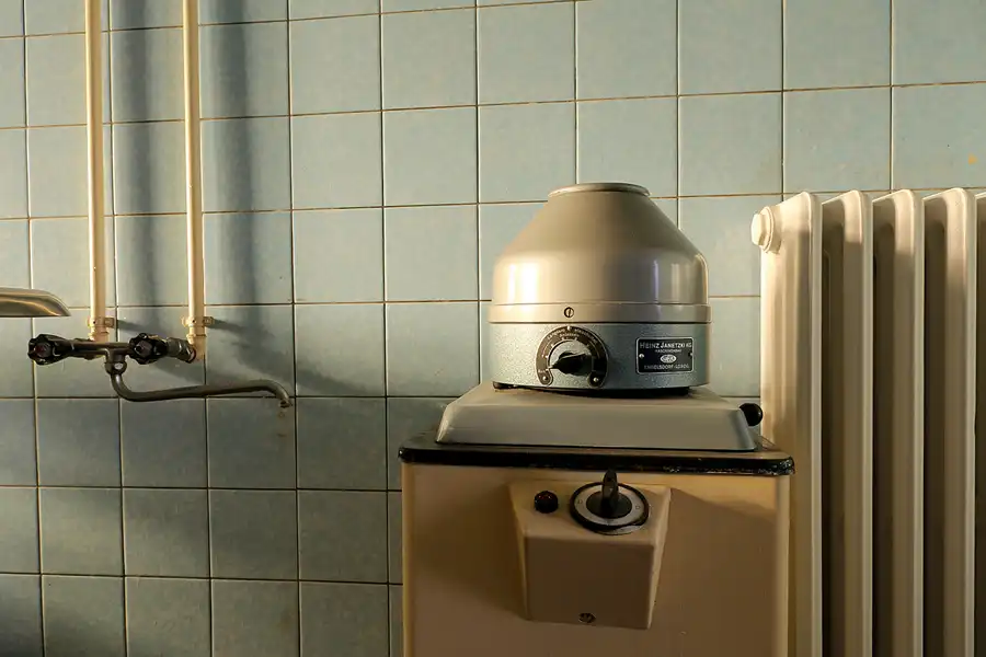 010 | 2020 | Berlin | Das Haftkrankenhaus in der Untersuchungshaftanstalt des Ministeriums für Staatssicherheit der DDR (MfS) Hohenschönhausen | © carsten riede fotografie