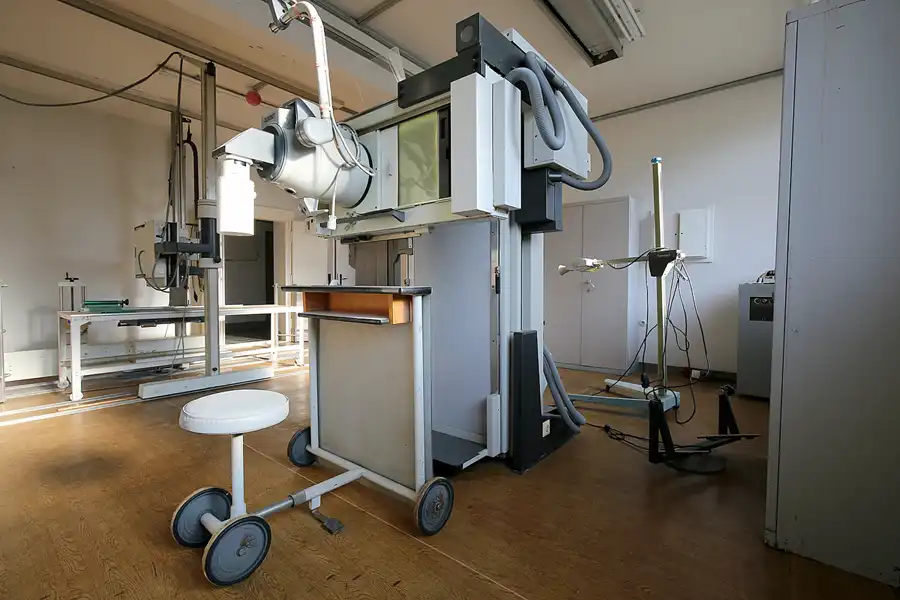 021 | 2020 | Berlin | Das Haftkrankenhaus in der Untersuchungshaftanstalt des Ministeriums für Staatssicherheit der DDR (MfS) Hohenschönhausen | © carsten riede fotografie