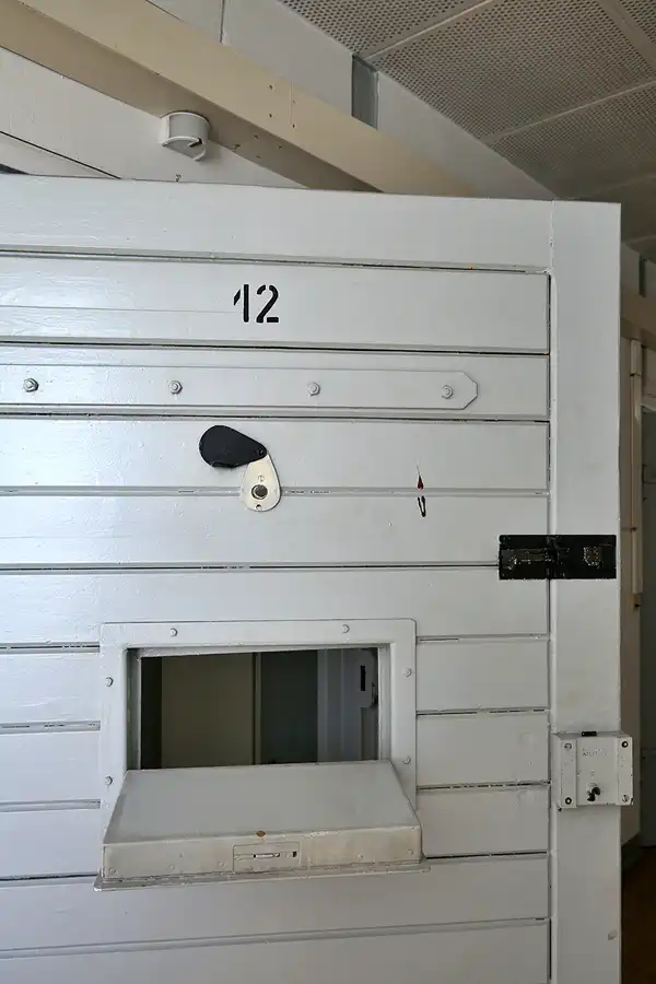 066 | 2020 | Berlin | Das Haftkrankenhaus in der Untersuchungshaftanstalt des Ministeriums für Staatssicherheit der DDR (MfS) Hohenschönhausen | © carsten riede fotografie