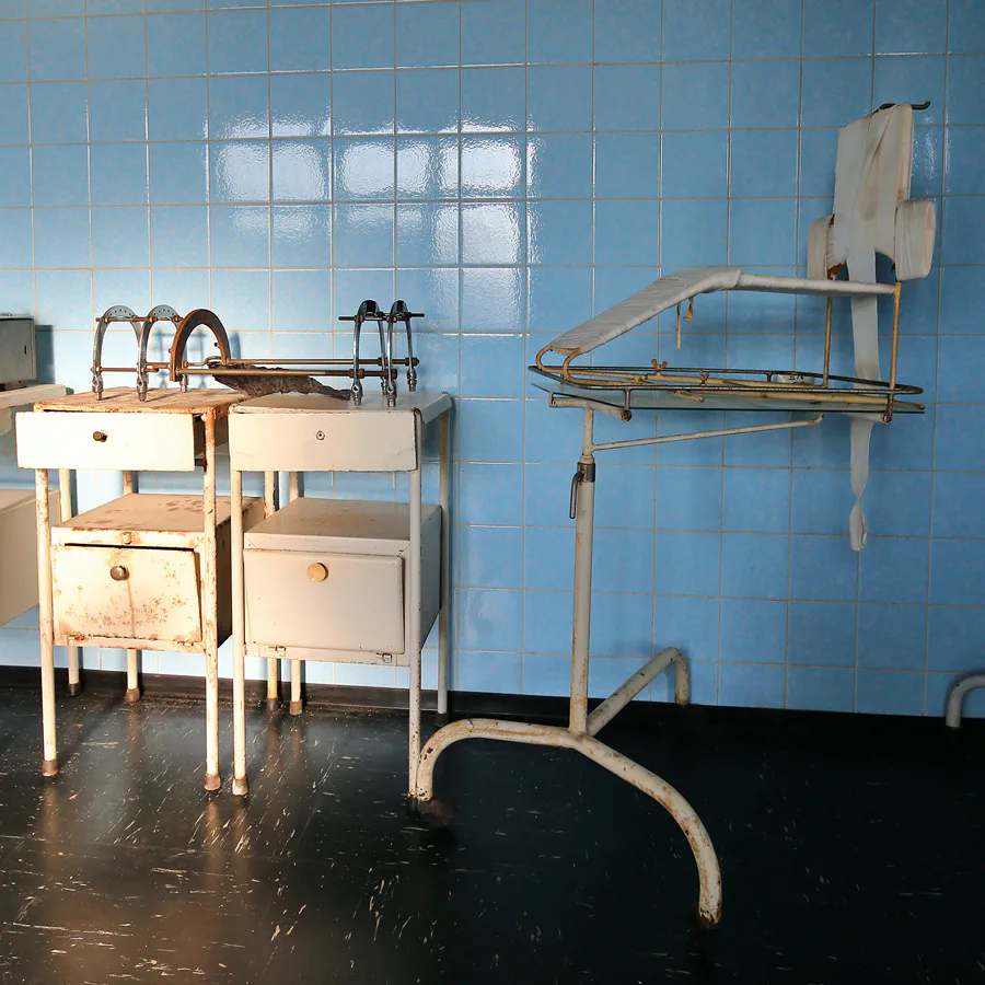 076 | 2020 | Berlin | Das Haftkrankenhaus in der Untersuchungshaftanstalt des Ministeriums für Staatssicherheit der DDR (MfS) Hohenschönhausen | © carsten riede fotografie