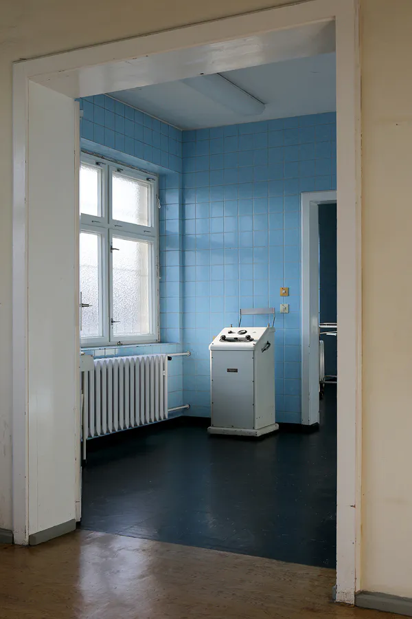 089 | 2020 | Berlin | Das Haftkrankenhaus in der Untersuchungshaftanstalt des Ministeriums für Staatssicherheit der DDR (MfS) Hohenschönhausen | © carsten riede fotografie