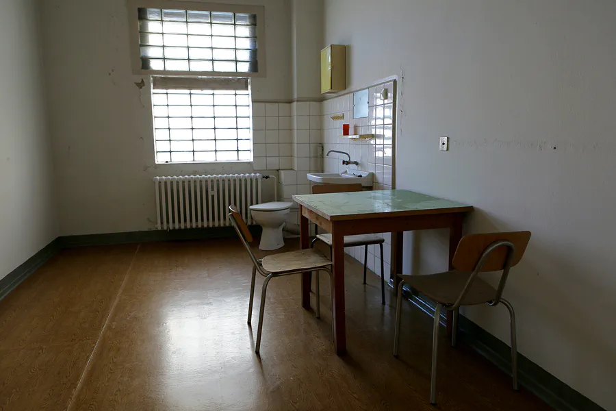 102 | 2020 | Berlin | Das Haftkrankenhaus in der Untersuchungshaftanstalt des Ministeriums für Staatssicherheit der DDR (MfS) Hohenschönhausen | © carsten riede fotografie