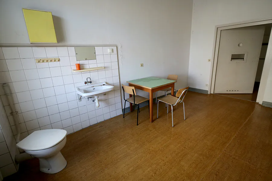 103 | 2020 | Berlin | Das Haftkrankenhaus in der Untersuchungshaftanstalt des Ministeriums für Staatssicherheit der DDR (MfS) Hohenschönhausen | © carsten riede fotografie