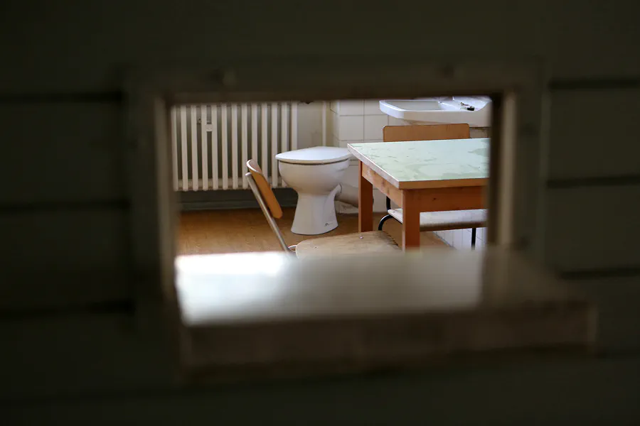 114 | 2020 | Berlin | Das Haftkrankenhaus in der Untersuchungshaftanstalt des Ministeriums für Staatssicherheit der DDR (MfS) Hohenschönhausen | © carsten riede fotografie