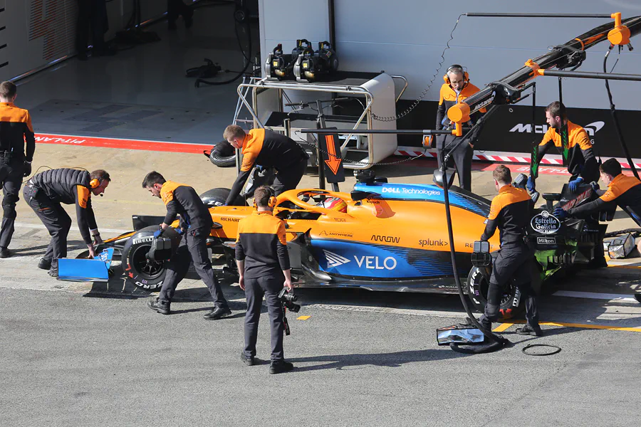 256 | 2020 | Barcelona | McLaren-Renault MCL35 | Carlos Sainz jr. | © carsten riede fotografie