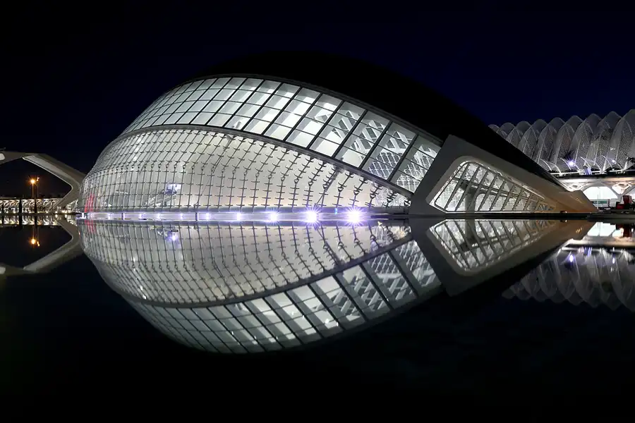 053 | 2020 | Valencia | Ciutat de les Arts i les Ciències | © carsten riede fotografie