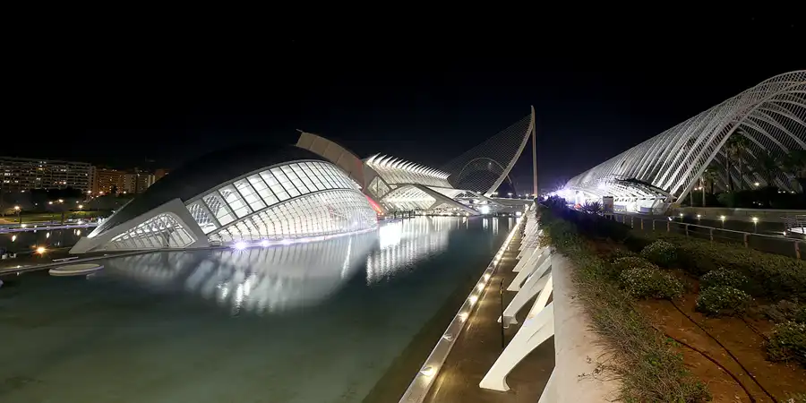056 | 2020 | Valencia | Ciutat de les Arts i les Ciències | © carsten riede fotografie
