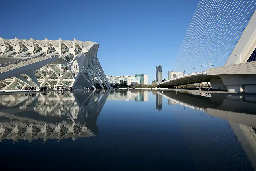 084 | 2020 | Valencia | Ciutat de les Arts i les Ciències | © carsten riede fotografie
