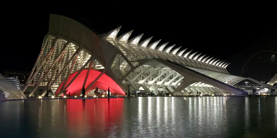 087 | 2020 | Valencia | Ciutat de les Arts i les Ciències | © carsten riede fotografie