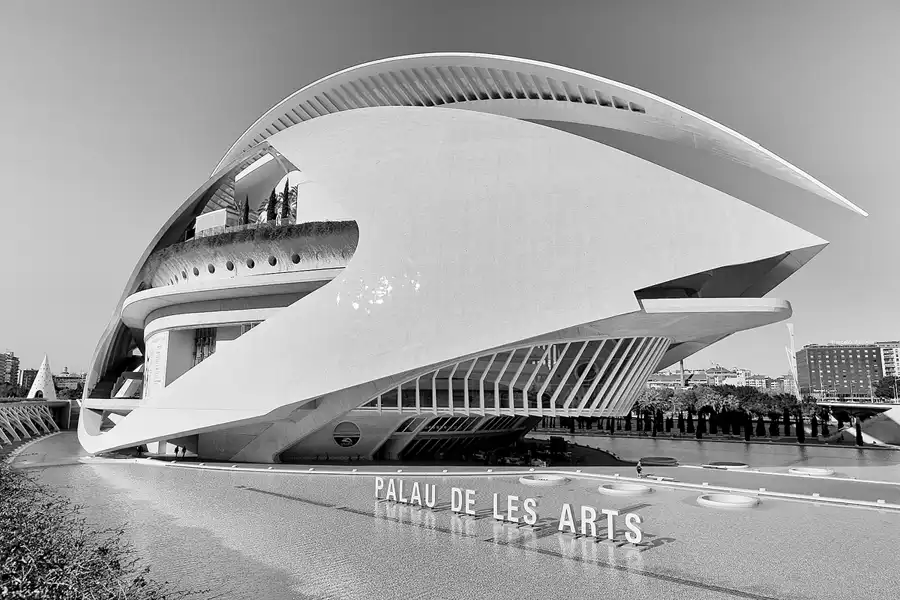 001 | 2020 | Valencia | Ciutat de les Arts i les Ciències | © carsten riede fotografie