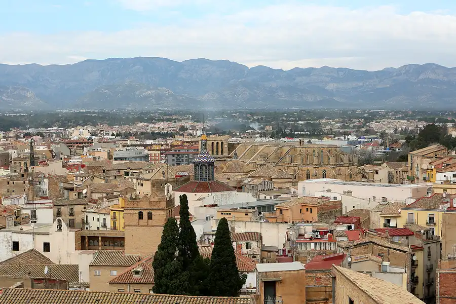 002 | 2020 | Tortosa | © carsten riede fotografie