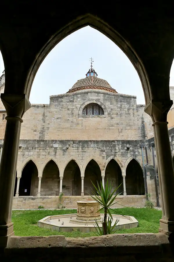 037 | 2020 | Tortosa | © carsten riede fotografie